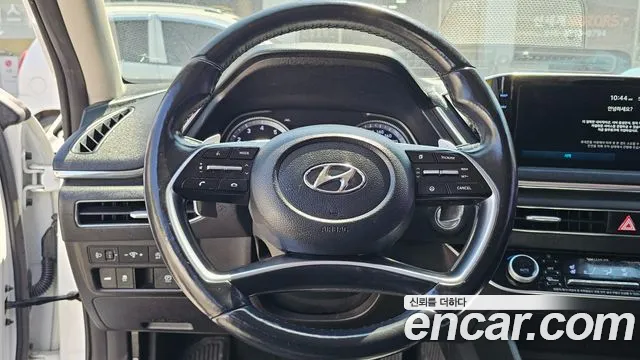 Hyundai Sonata 2020 — фото 17