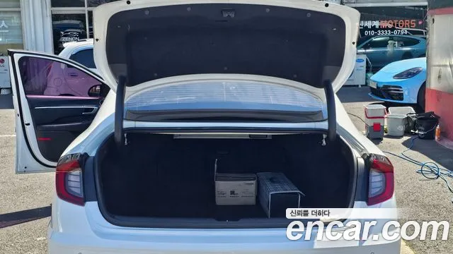 Hyundai Sonata 2020 — фото 19
