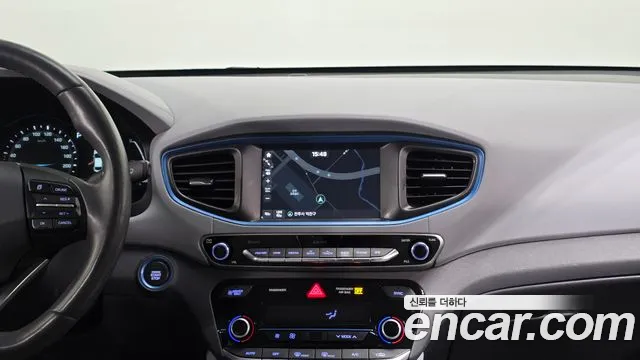 Hyundai Ioniq 2016 — фото 16