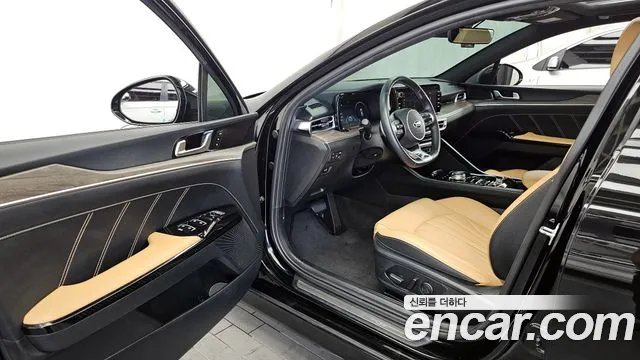Kia K5 2021 — фото 10