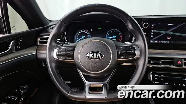 Kia K5 2021 — фото 13