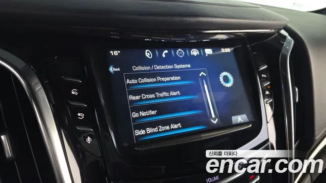 Cadillac Escalade 2016 — фото 15