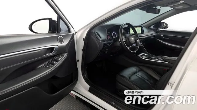 Hyundai Sonata 2022 — фото 13