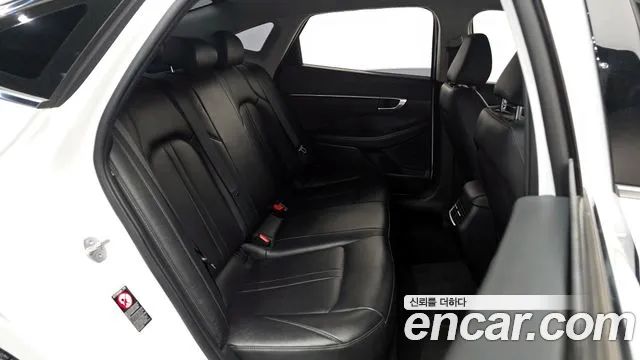 Hyundai Sonata 2022 — фото 17