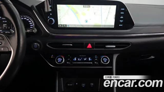 Hyundai Sonata 2022 — фото 19