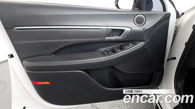 Hyundai Sonata 2022 — фото 14