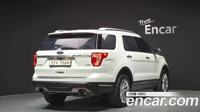 Ford Explorer 2019 — фото 2