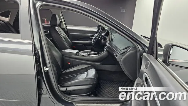 Hyundai Sonata 2021 — фото 16