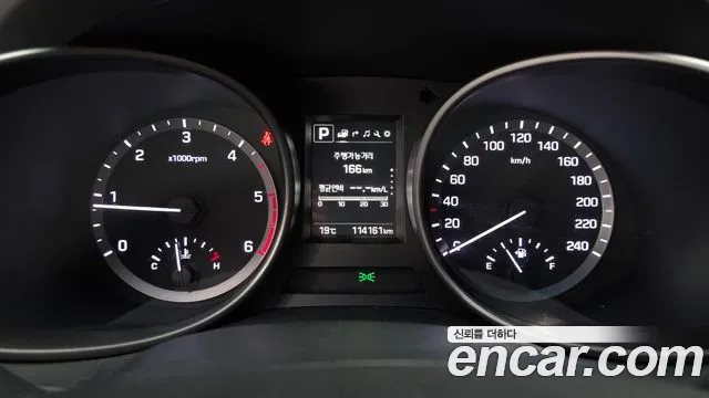 Hyundai Santafe 2018 — фото 11