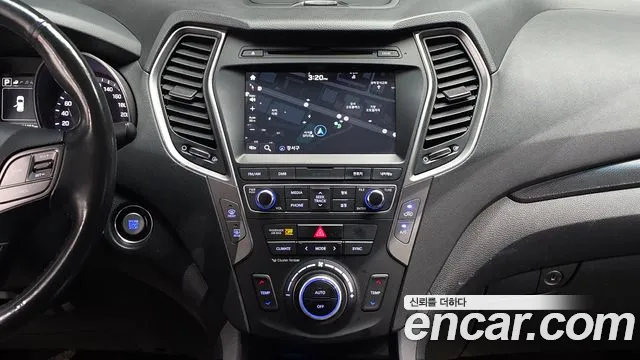 Hyundai Santafe 2018 — фото 20