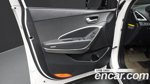 Hyundai Santafe 2018 — фото 14