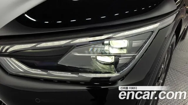 Kia EV6 2023 — фото 8