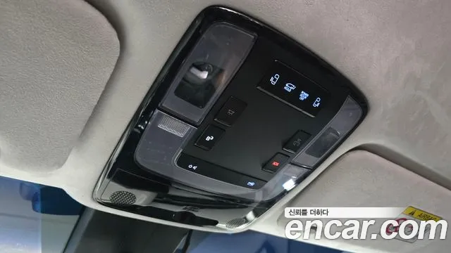 Hyundai Staria 2022 — фото 19