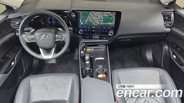 Lexus NX 2025 — фото 10