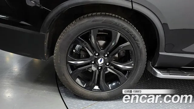 KG_Mobility_Ssangyong Rexton 2019 — фото 6
