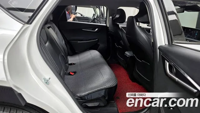Kia EV6 2023 — фото 18