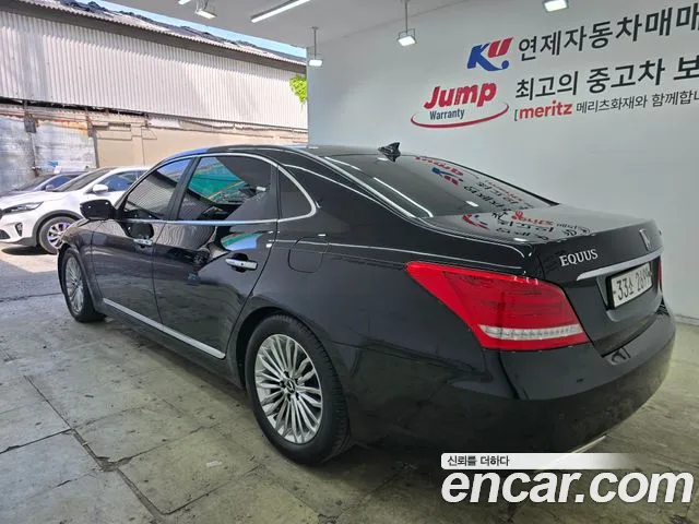Hyundai Equus 2015 — фото 6