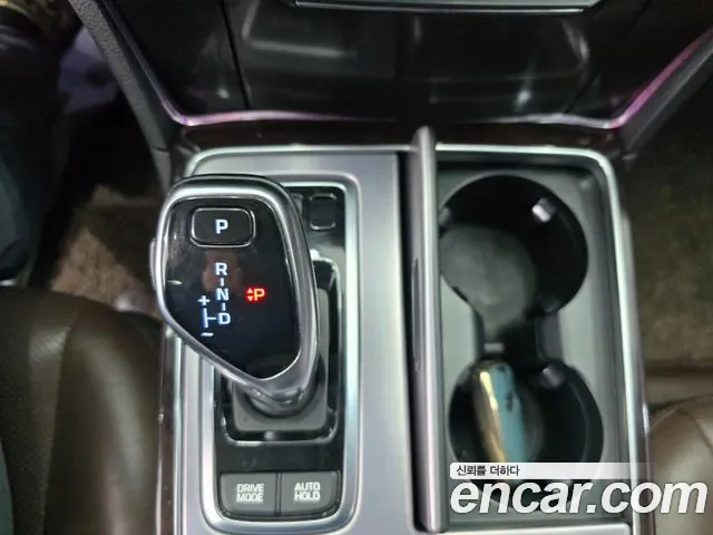 Hyundai Equus 2015 — фото 10