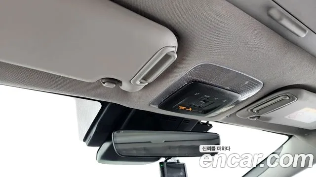 Toyota Prius 2024 — фото 19