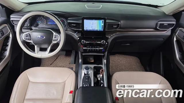 Ford Explorer 2023 — фото 10