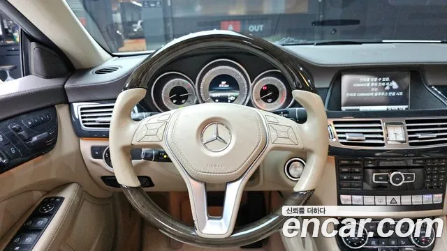 Mercedes-Benz CLS-Class 2013 — фото 13