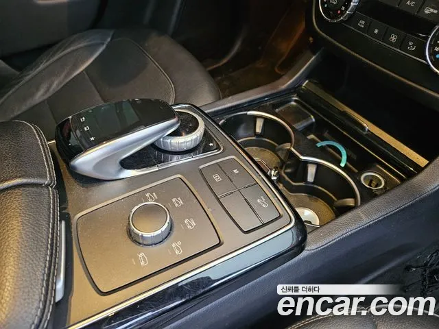 Mercedes-Benz GLE-Class 2016 — фото 17