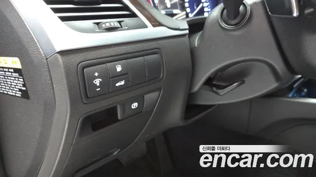 Hyundai Genesis 2016 — фото 15