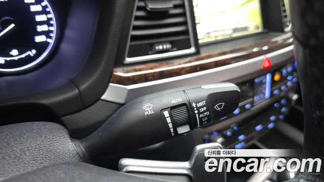 Hyundai Genesis 2016 — фото 16