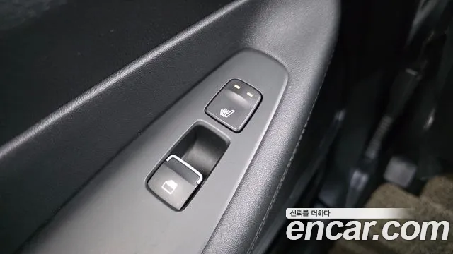 Hyundai Santafe 2021 — фото 18