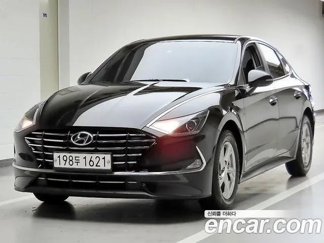 Hyundai Sonata 2020 — фото 1