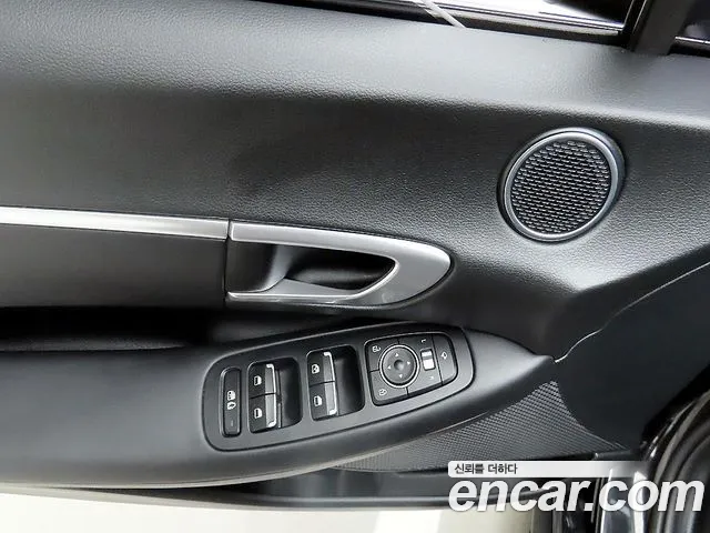 Hyundai Sonata 2020 — фото 11