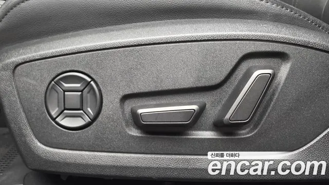 Audi A3 2023 — фото 19
