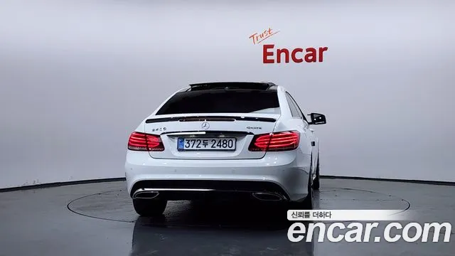 Mercedes-Benz E-Class 2014 — фото 4