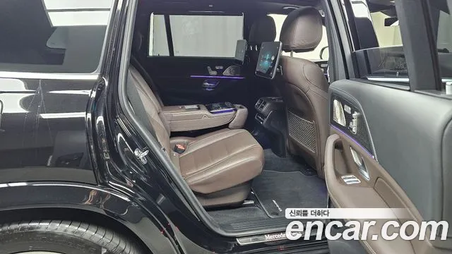 Mercedes-Benz GLS-Class 2023 — фото 18