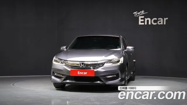 Honda Accord 2016 — фото 3