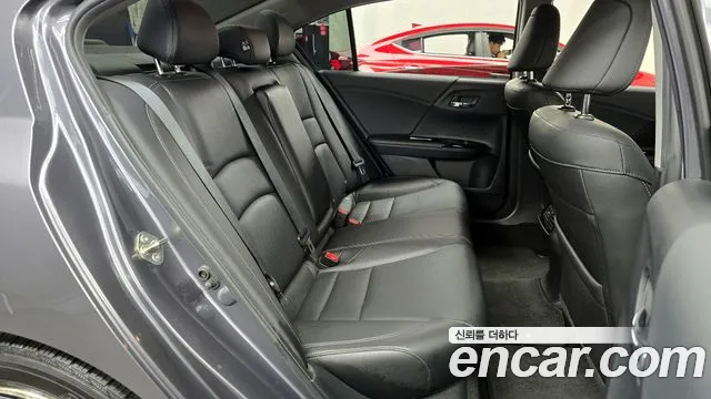 Honda Accord 2016 — фото 11