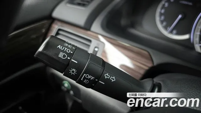 Honda Accord 2016 — фото 19