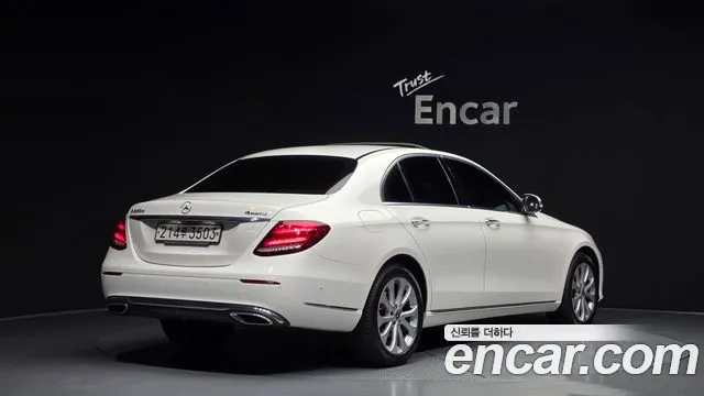 Mercedes-Benz E-Class 2019 — фото 2