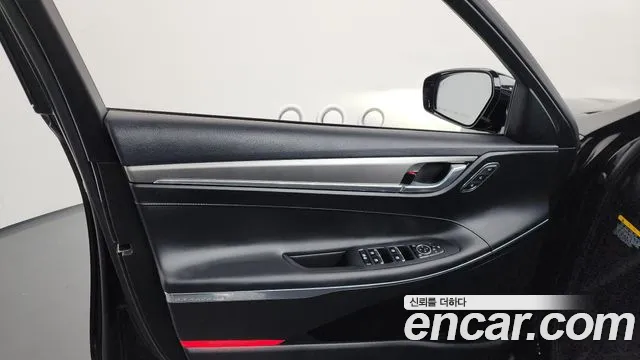 Hyundai Grandeur 2020 — фото 14