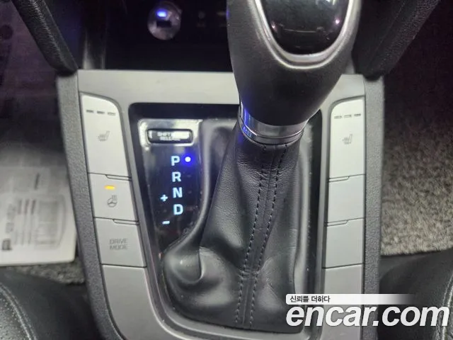 Hyundai AVANTE 2016 — фото 15