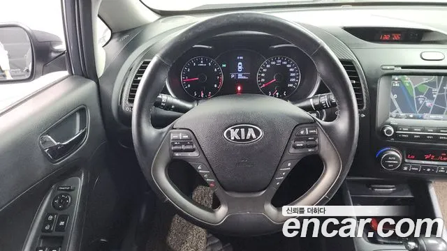 Kia K3 2015 — фото 14