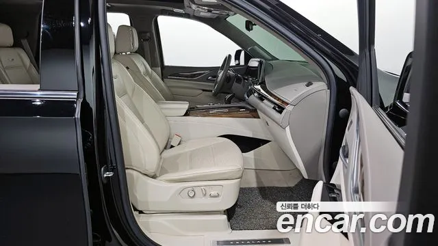 Cadillac Escalade 2022 — фото 17