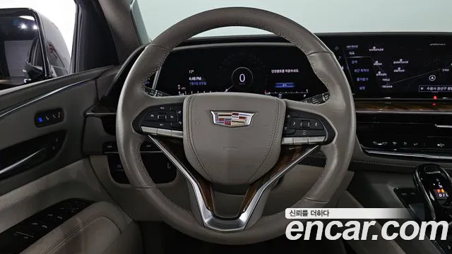Cadillac Escalade 2022 — фото 19