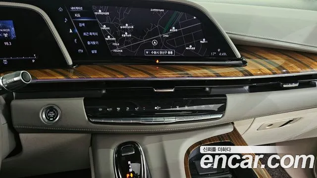 Cadillac Escalade 2022 — фото 20