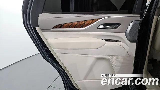 Cadillac Escalade 2022 — фото 15