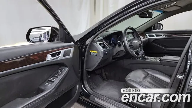 Hyundai Genesis 2015 — фото 10