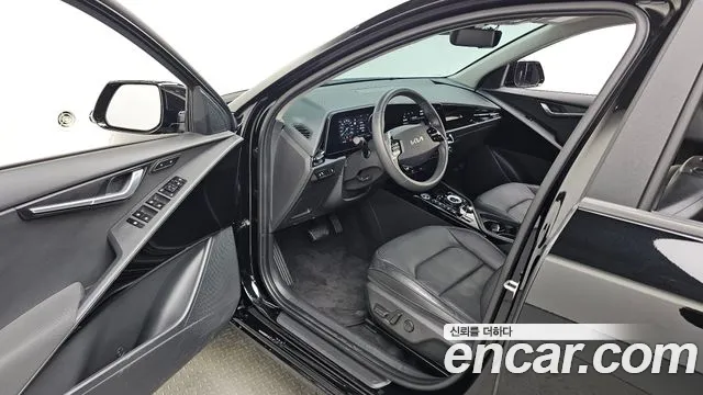 Kia Niro 2024 — фото 12