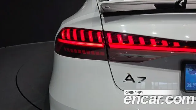 Audi A7 2020 — фото 9