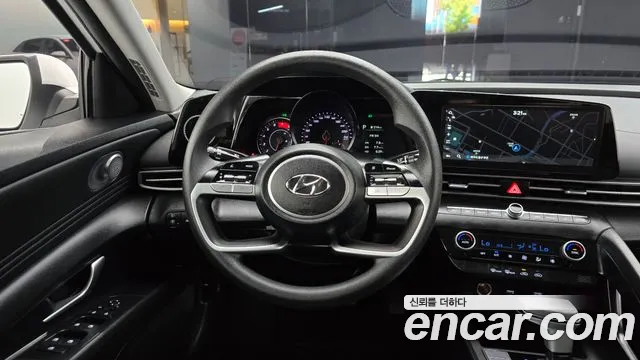 Hyundai AVANTE 2023 — фото 12