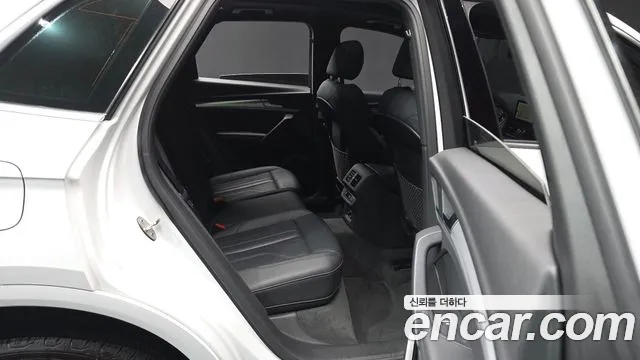 Audi Q5 2020 — фото 12